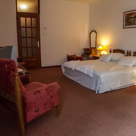 Silver Club Apartmanhotel 3*